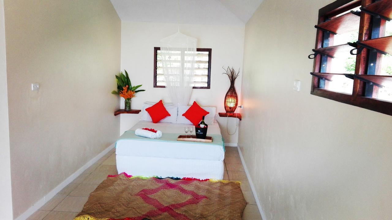 Blue Bay Resort Port Vila Exterior foto
